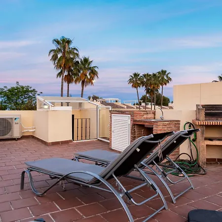 Holiday home La Quinta Hills - Modern Andalusian-style With Rooftop Terrace *