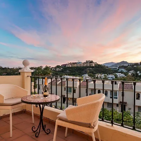 La Quinta Hills - Modern Andalusian-style With Rooftop Terrace *