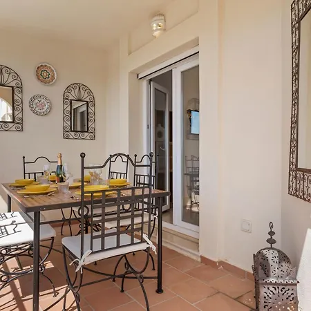La Quinta Hills - Modern Andalusian-style With Rooftop Terrace * Marbella