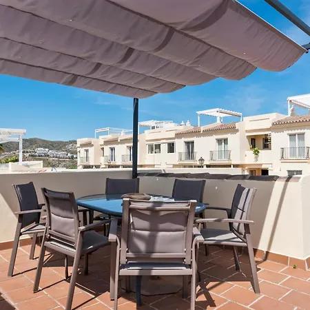 La Quinta Hills - Modern Andalusian-style With Rooftop Terrace *